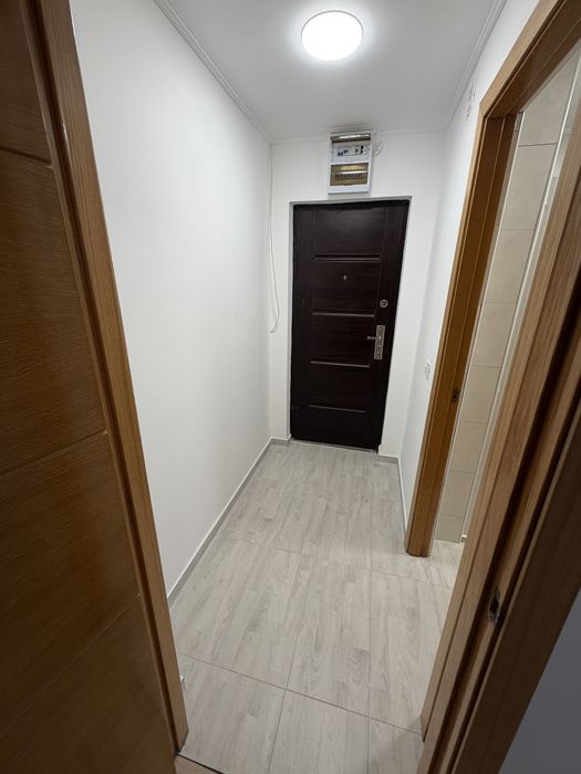 Vand Apartament 2 Camere