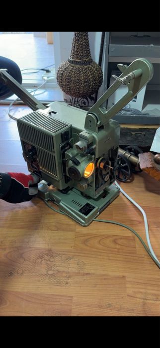 Diferite proiectoare film