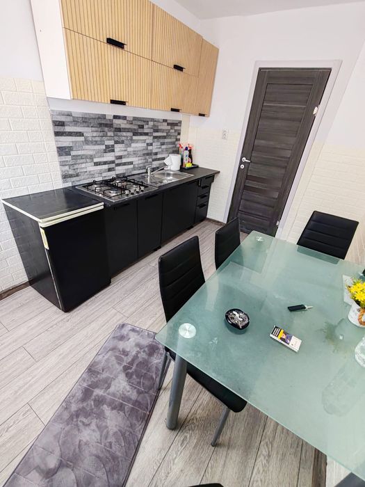 Vând apartament 55 mp