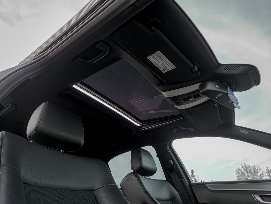 Mercedes-benz E220 7G-Tronic/LED/Шибедах