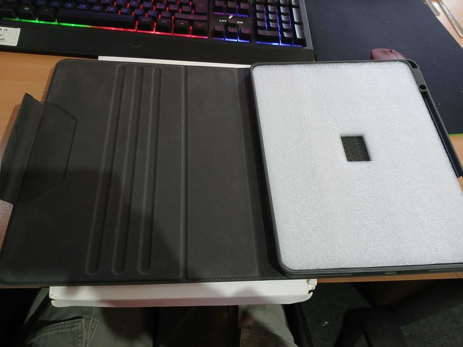 Husă H HOLIMET iPad Pro 12.9", piele vegană, suport stilou, neagră