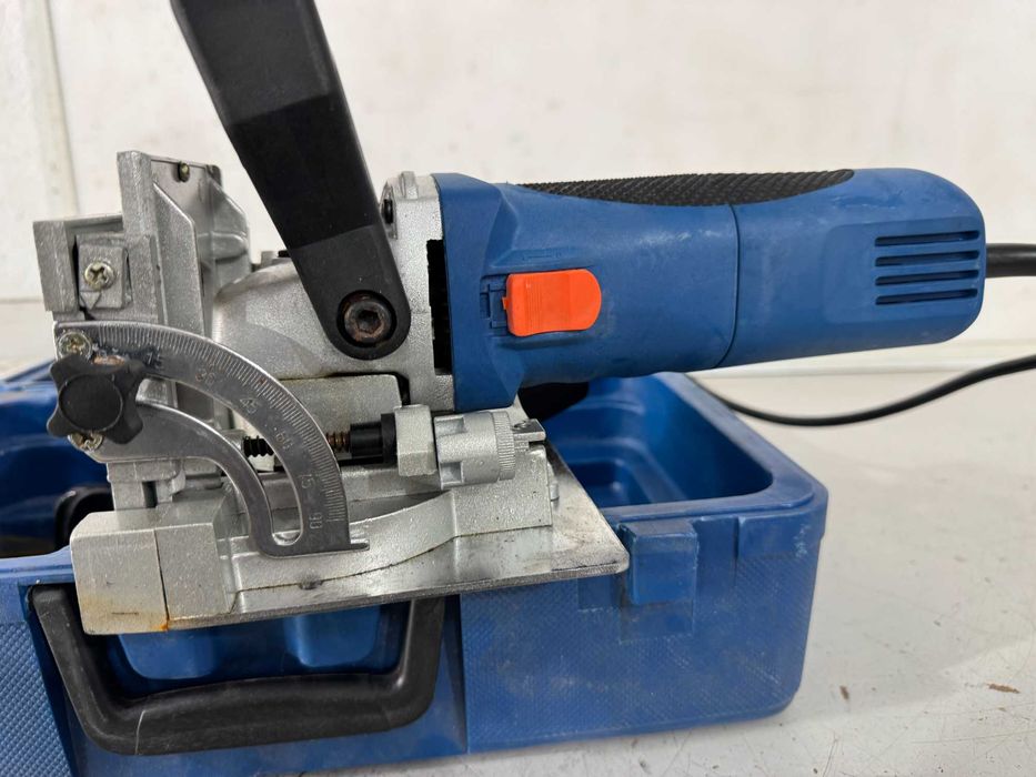 Бисквит машина - Fox 900 W