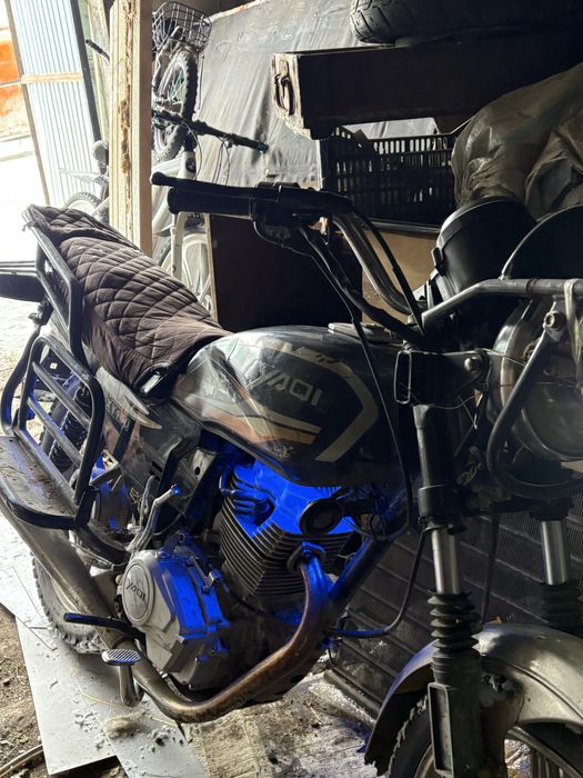 Мотоцыкл Yaqi 200куб