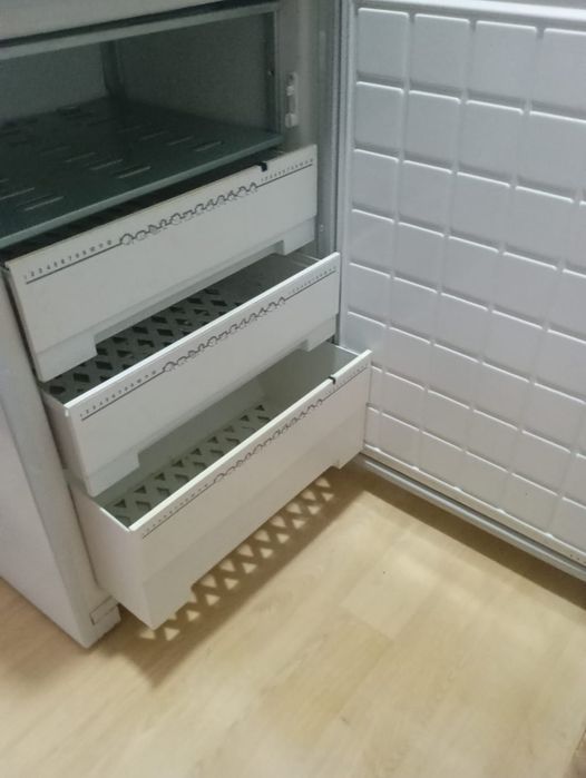 морозильник 20 000 тг