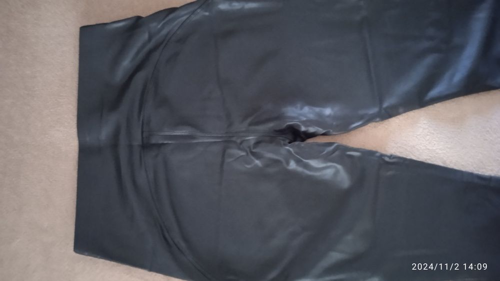 Дамски панталон М/Л размер