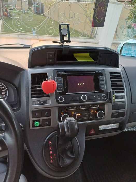Vând Volkswagen Caravele