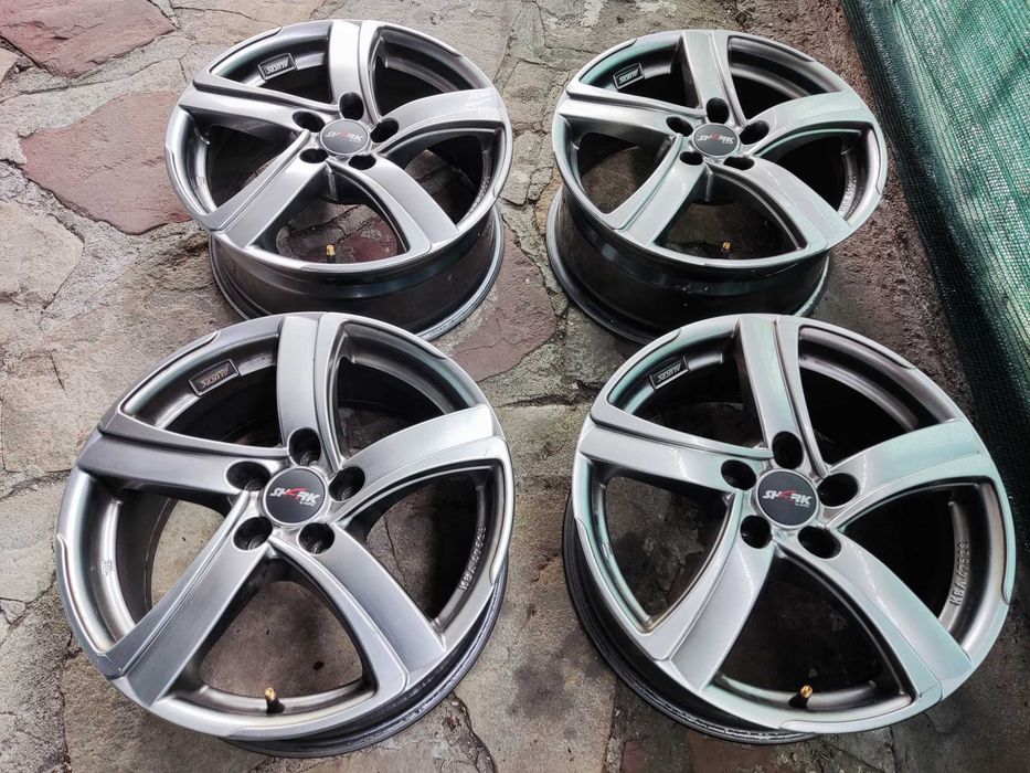Хонда 5х114,3 - 17 цола лети джанти Alutec за Honda - 5x114,3 .