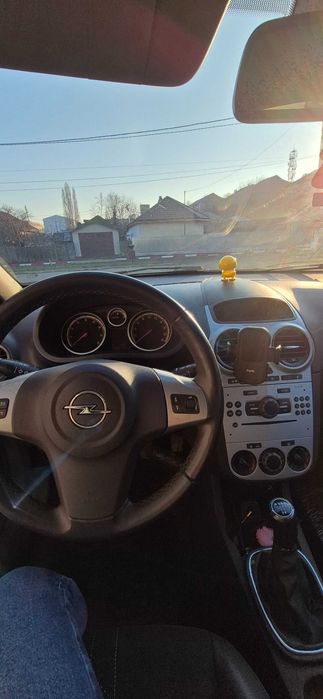 Vând Open corsa 2012