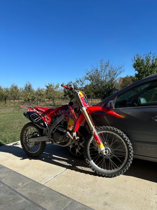 Vând Honda crf 450R 2012