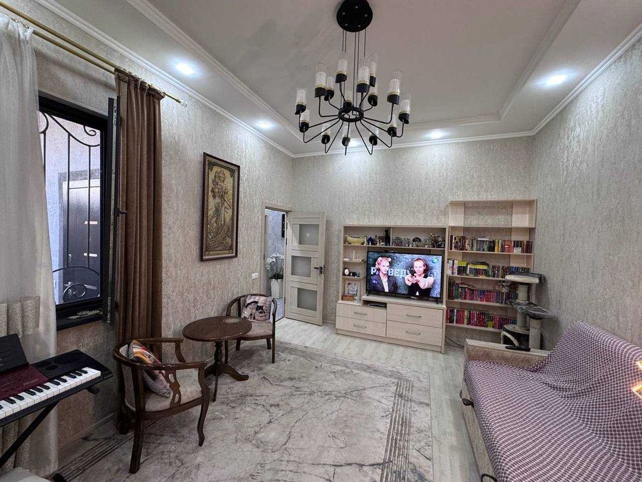 Новый коттедж на ул. Сайрам 1 сотка 3 комнаты, мебель + техника=