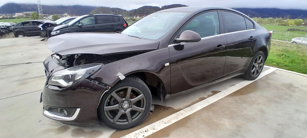 Dezmembram Opel Insignia 1.6 CDTi B16DTH