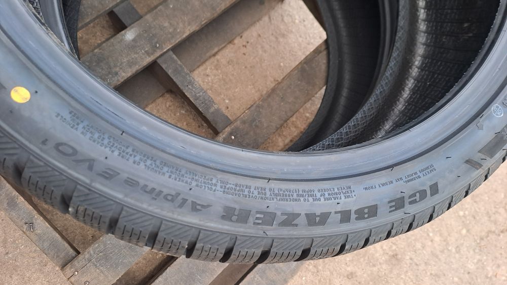 2бр. Нови 245/40/20 Ice BLAZER Alpine evo 1