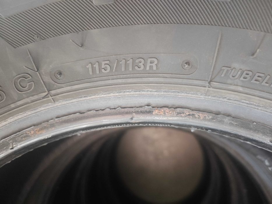 4бр.зимни гуми 235/65/16C Bridgestone