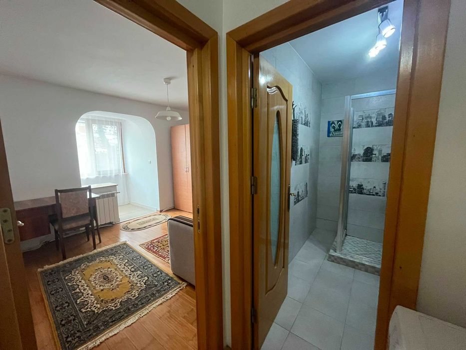 Închiriez apartament 3 camere, 70 mp, parter, Strada Armoniei – 350 €