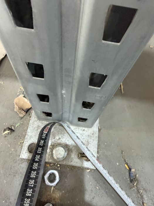 Rafturi metalice pentru paleti