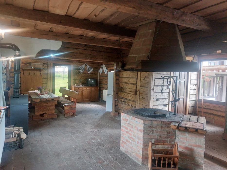 Cabana de închiriat Lunca Bradului | Ciubăr | 5 dormitoare | Grătar |