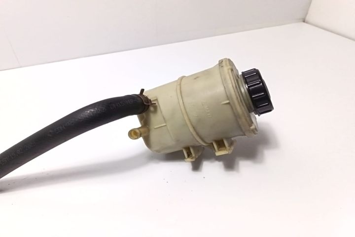 Vas lichid servo  820005185 Renault Master a 2-a generatie