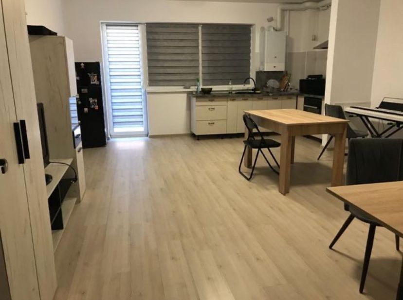 Proprietar inchiriez garsoniera