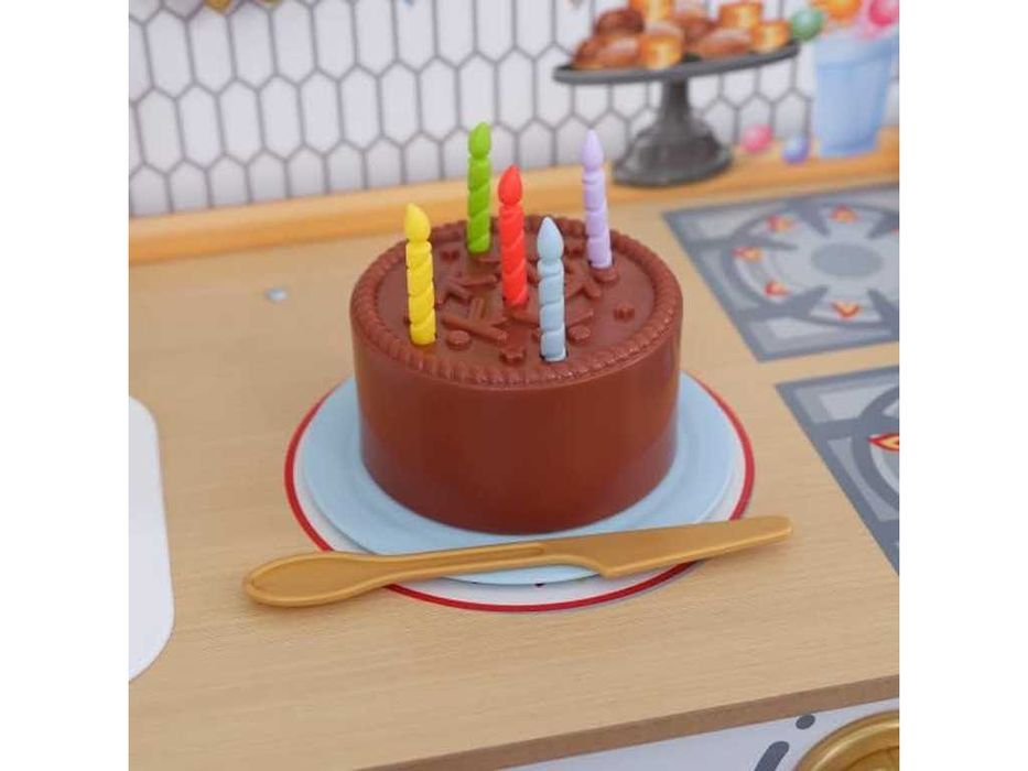 НОВИ! Дървена детска кухня с аксесоари KidKraft