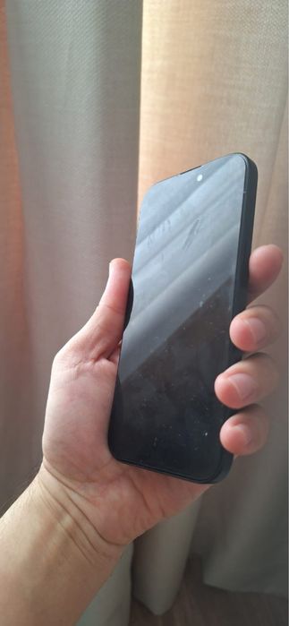 Продам Iphone 15 на 128 гб