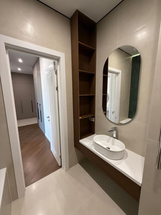 Сдается евро-двухкомнатная квартира