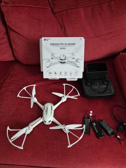 Drona hubsan fpv desire h502s
FAST AND EASY FOR ANYONE TO FLY


H502S
