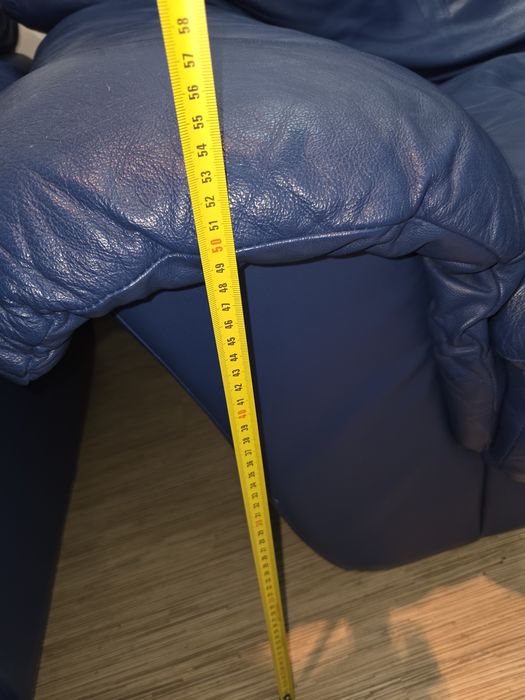 Vând canapea + 2 fotolii piele naturala