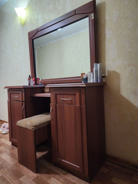 Продам мебель в спальню