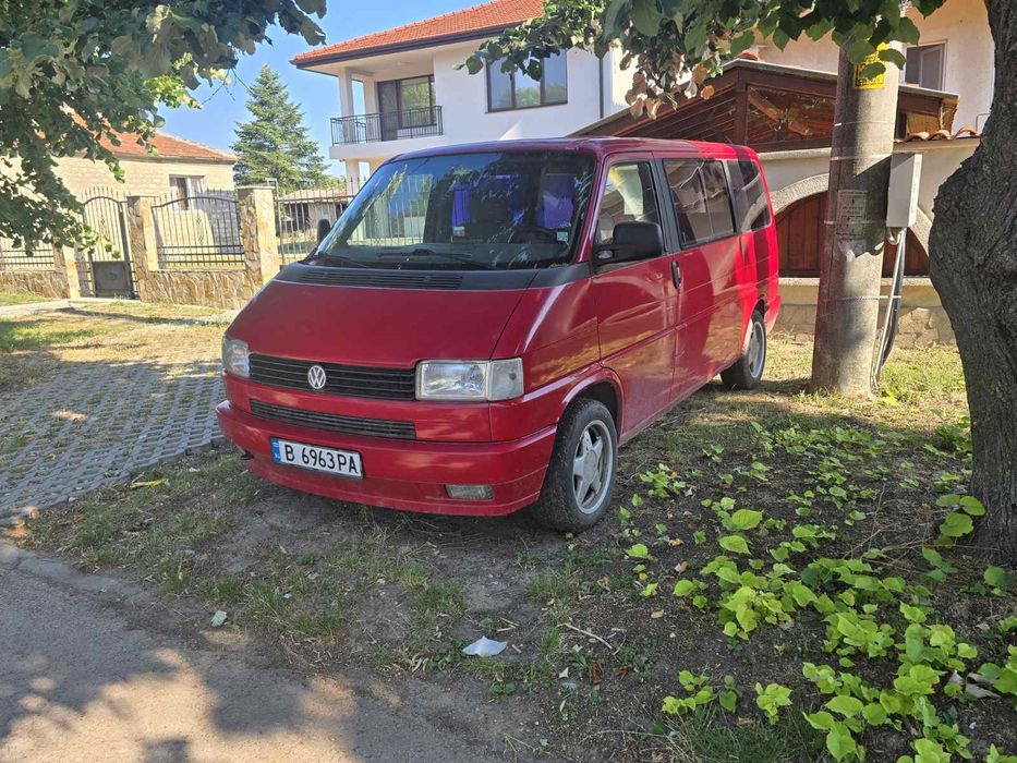 Продавам VW Multivan 2.4D