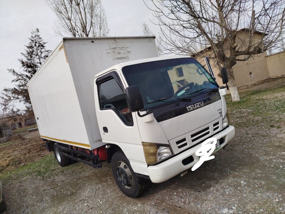 Исузи 5 тона 2012 кубаси 20 куб