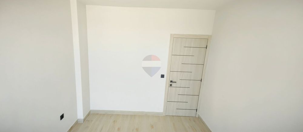 Продава се Тристаен апартамент в Варна, Аспарухово - 71 кв.м за 3092 €/кв.м - Снимка #10