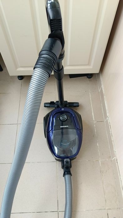 Пылесос Samsung 1800w
