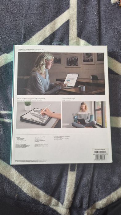 husă cu tastatură Logitech Slim Folio Pro pentru iPad Pro de 12,9 inch