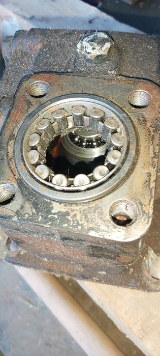 Кормилна кутия за владимирец Т 25