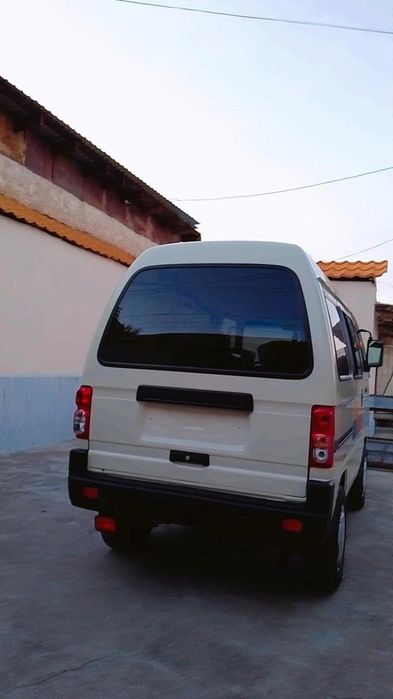 Damas sotiladi yangi 2000 yurgan