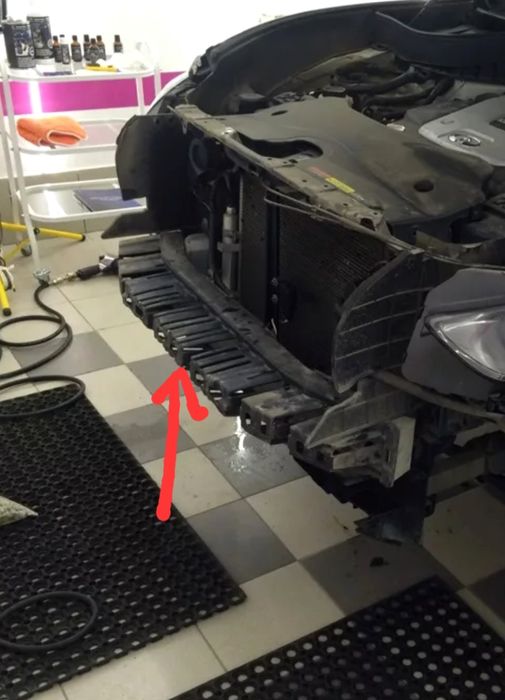 Наполнитель бампера Инфинити FX35, FX37, FX50