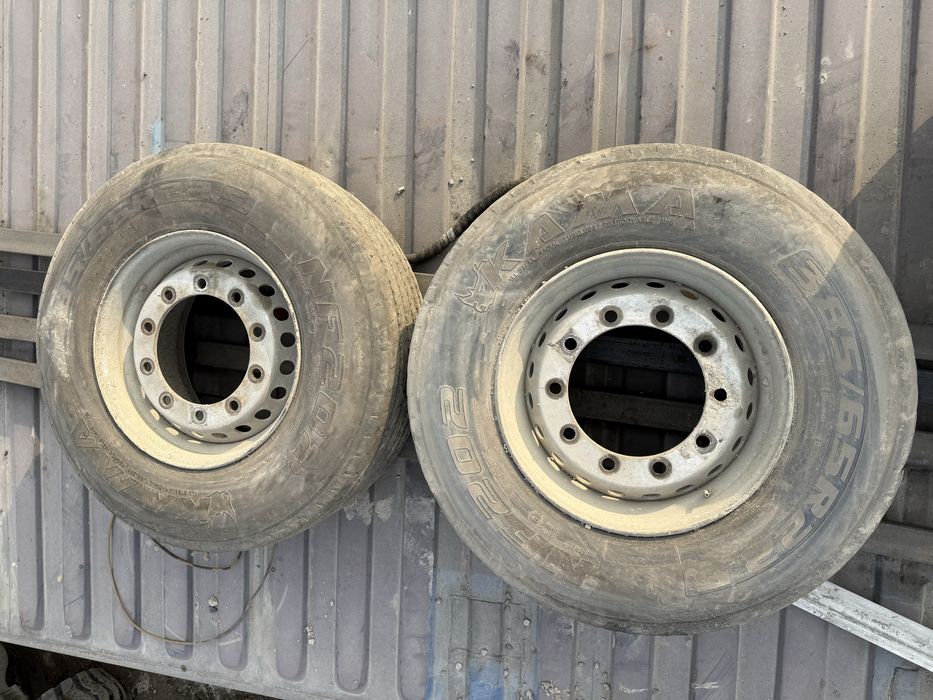 Продам шины б/у в хорошем состоянии