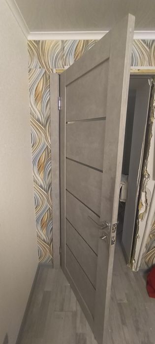 Межкомнатные двери Б/У