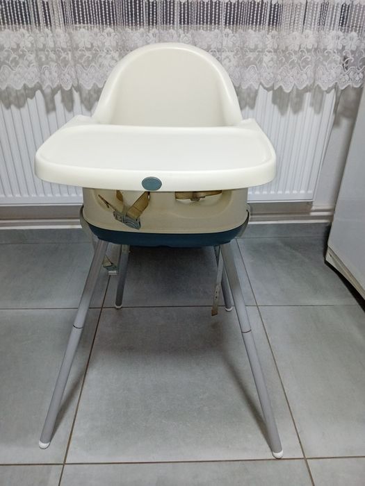 Scaun de masa copii