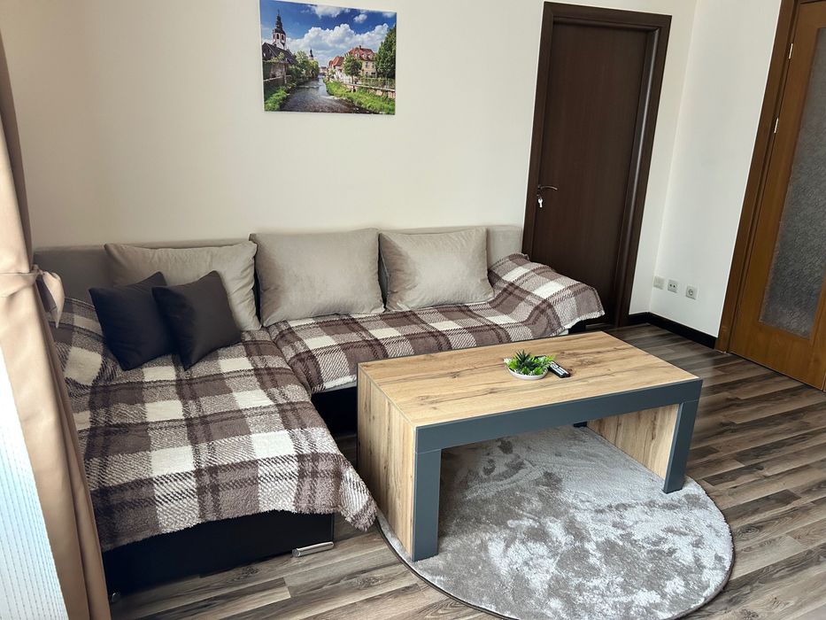 Дава се под наем Двустаен апартамент в Разлог - 65 кв.м за 350 € - Снимка #7