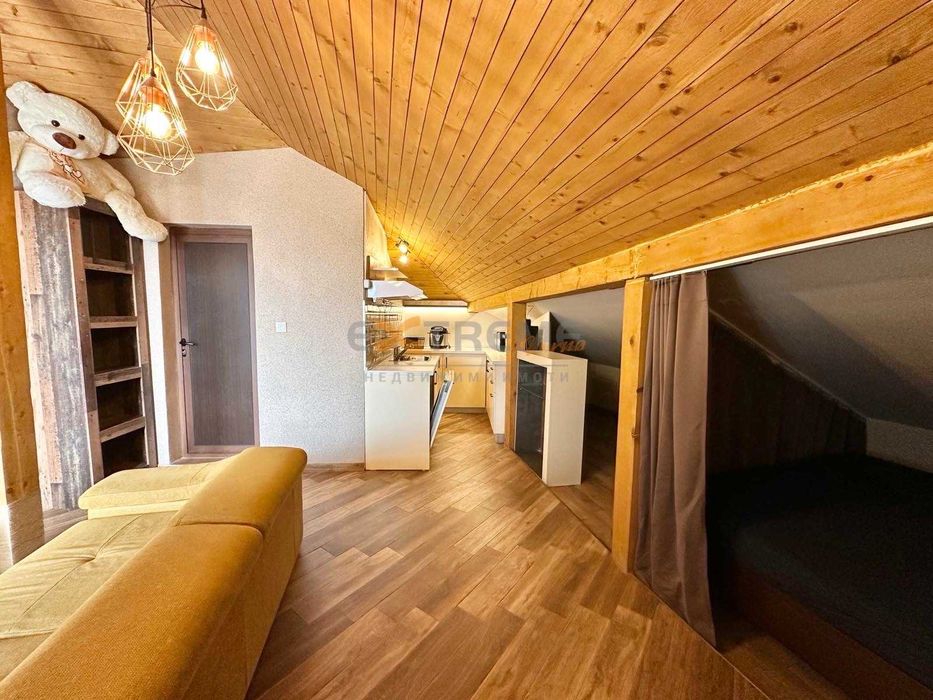 Продава се Къща в Варна, Изгрев - 221 кв.м за 2489 €/кв.м - Снимка #15