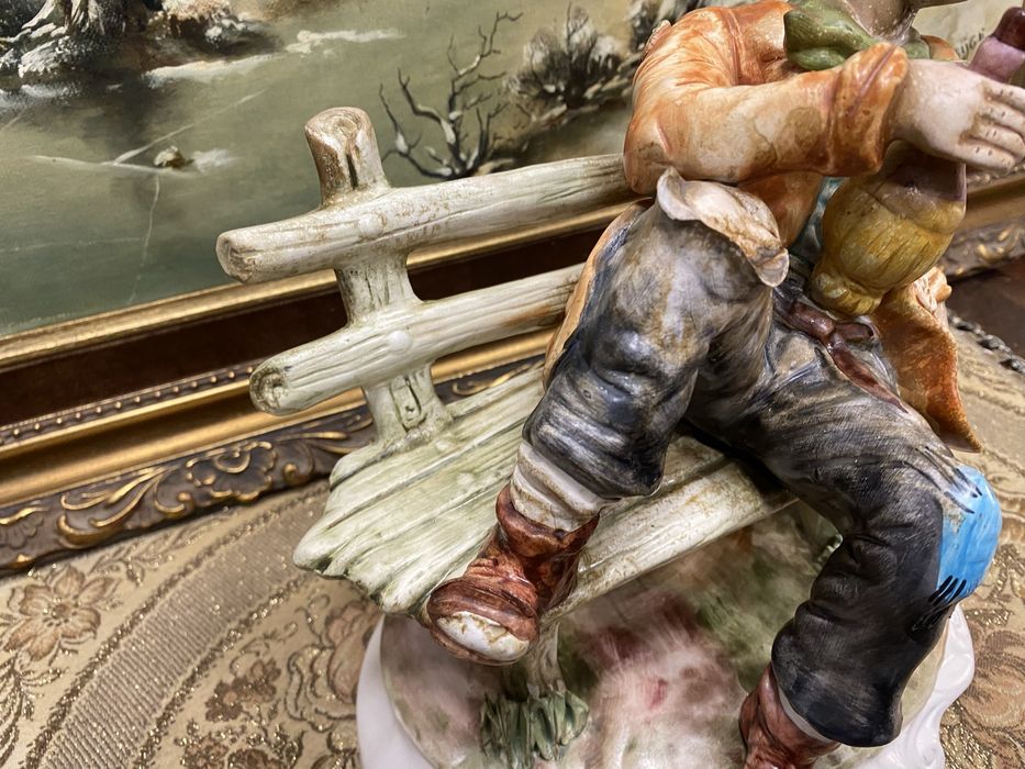 Порцеланова фигура Каподимонте Италия 1970