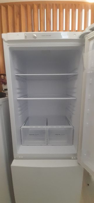 Продаётся холодильник бирюса  6033