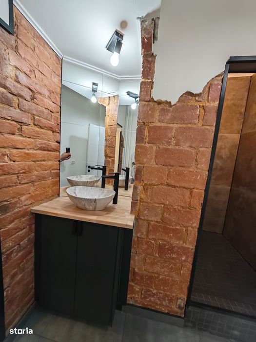 Apartament spațios de lux, renovat integral, zonă excelentă