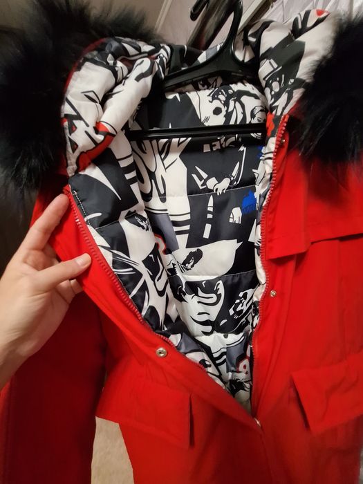 Продам двустороннюю куртку на девочку