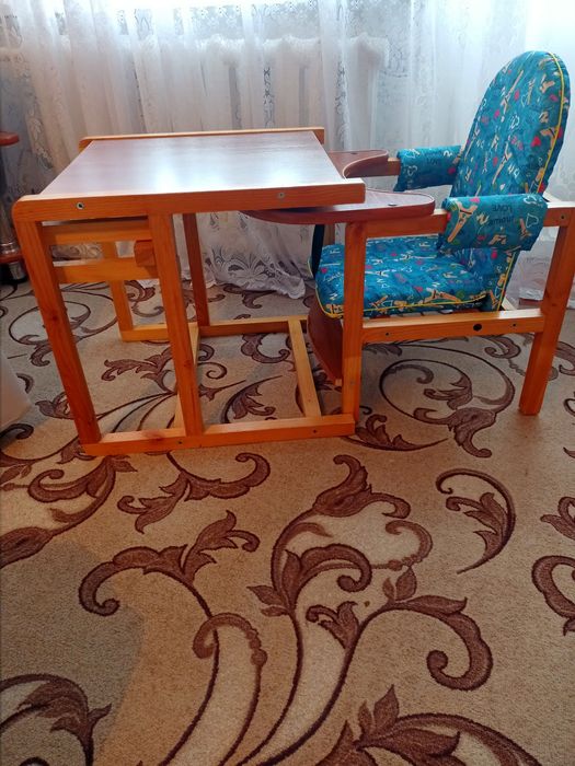 Обеденный стол раскладной