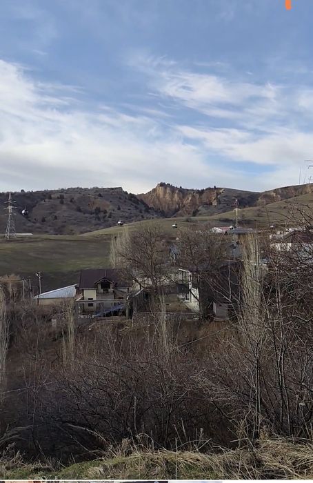 Срочно! Amirsoy зонасида жойлашган 14 сотик участкa сотилади