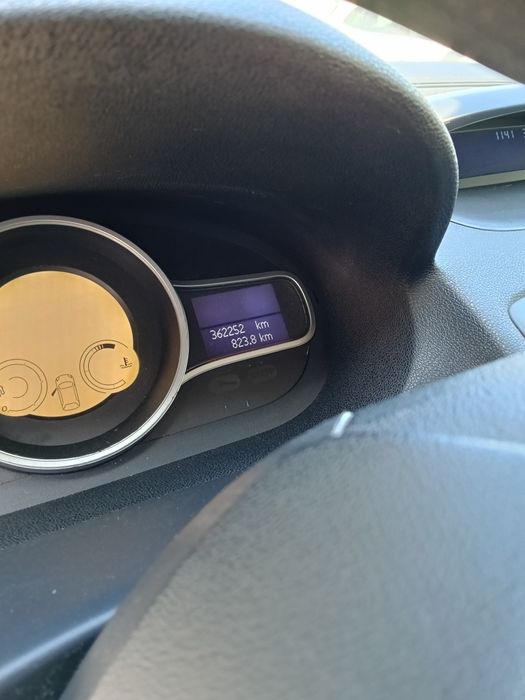 RENAULT Megane 2010 — imagine 5