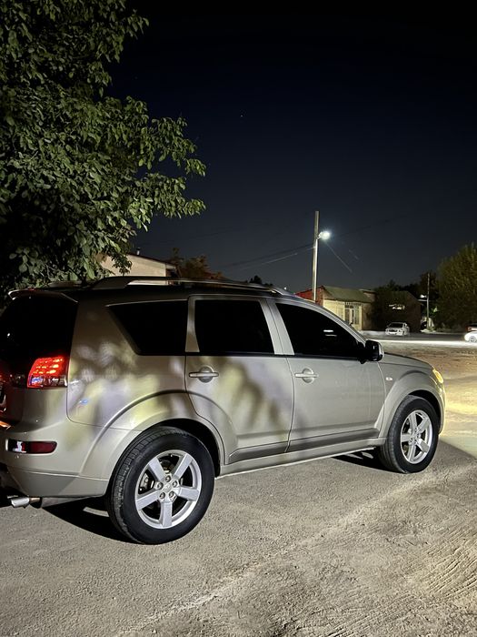 mitsubishi outlander 2007