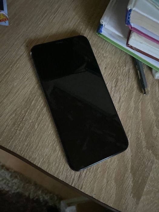 iphone X 256gb 71% akb